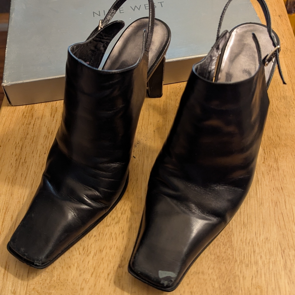 Nine West Black Leather Heeled Mules